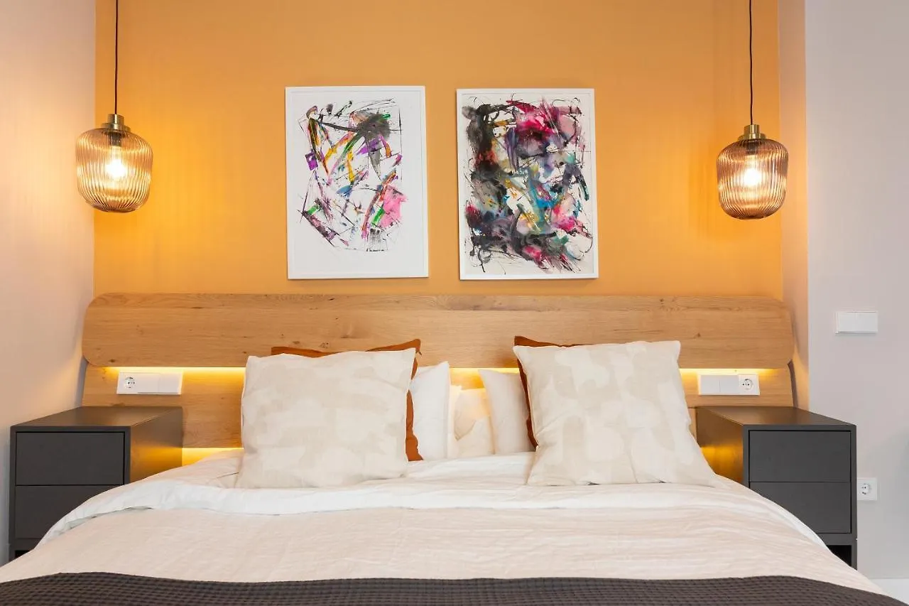 Grund Suites Gallery By Freshapartments Málaga 0*,