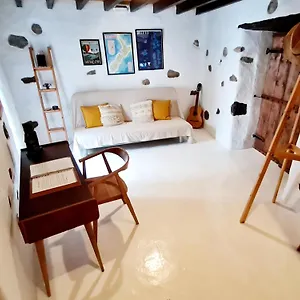 luana-house.in-canary-islands.com/